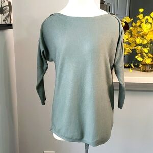 Cable & gauge moss green boat neck oversized sweater size small petite.